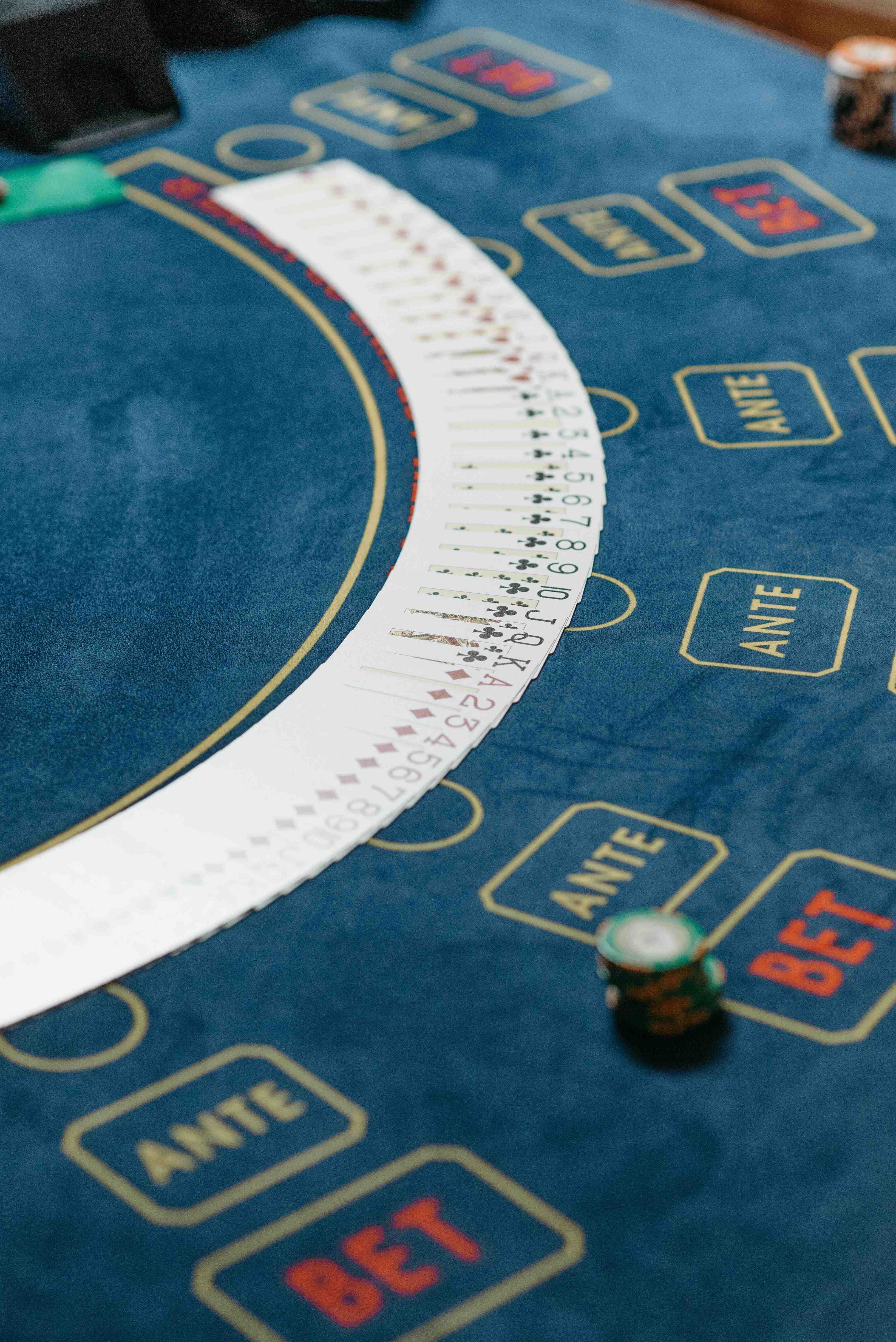 Dragon Tiger Casino ကဒ်ဂိမ်း မြန်မာ ကစားနည်း